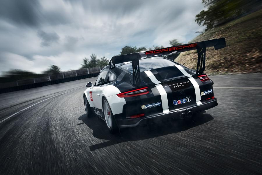  Porsche 911 GT3 Cup 2017 года  (фото 4 из 6)